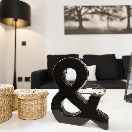 Total Cathedral דירה *